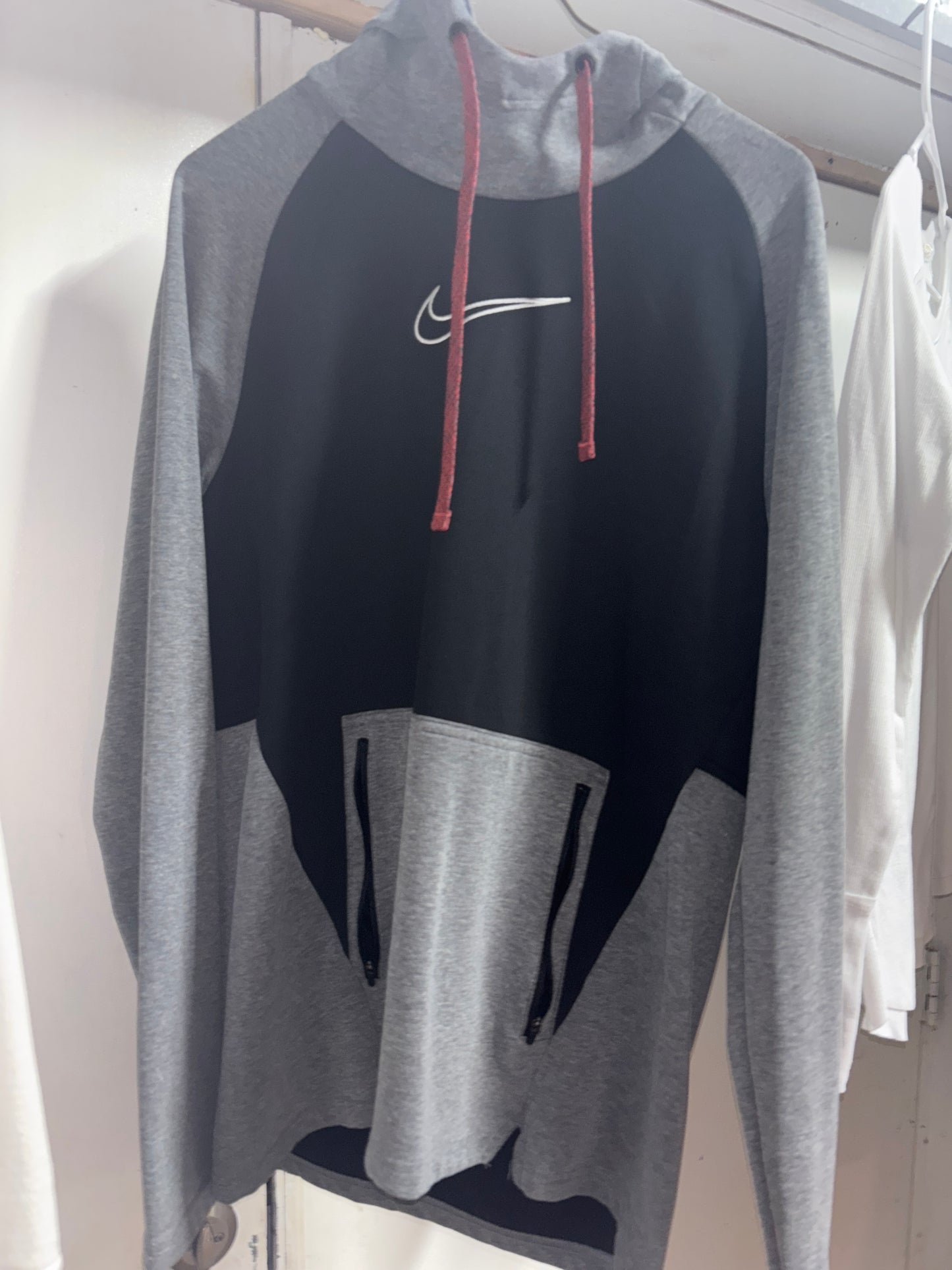 Men’s medium sweatshirt