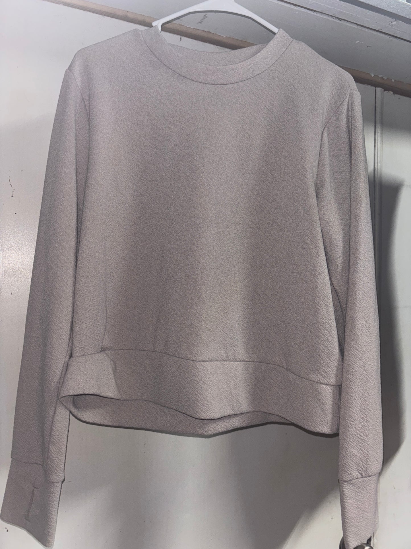 Women’s large pullover