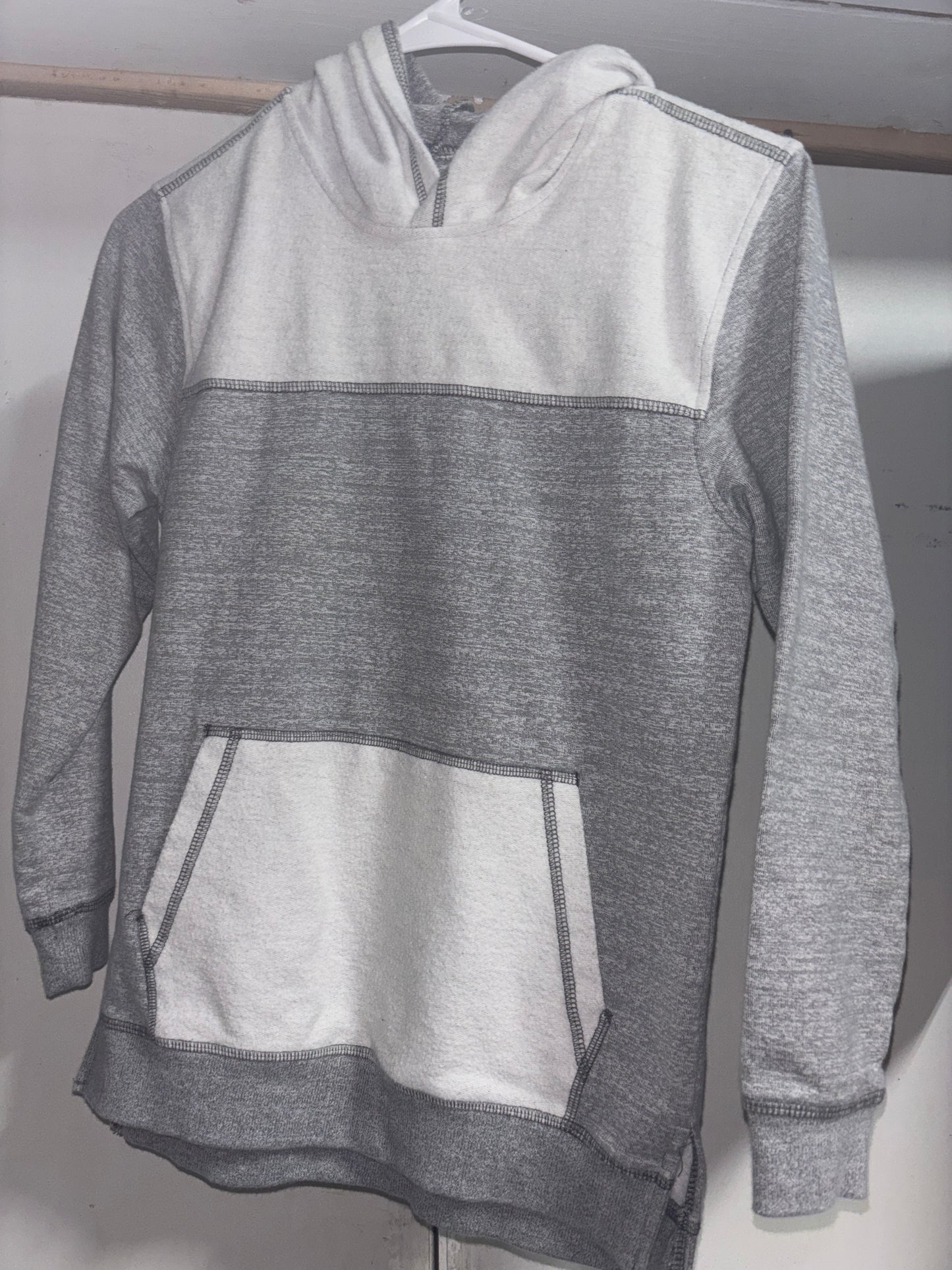 Kids medium sweatshirt