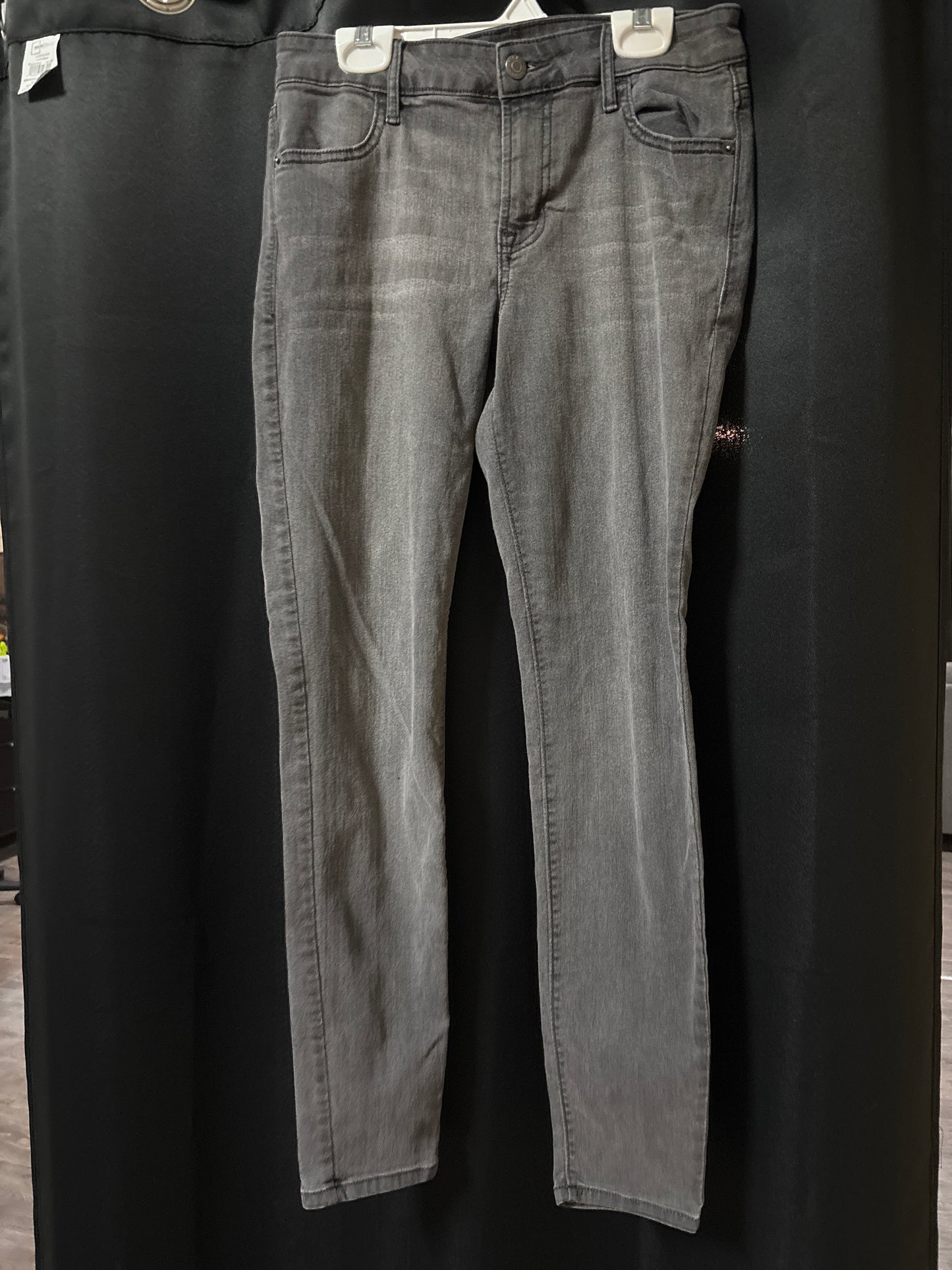 Women’s skinny jeans size 4