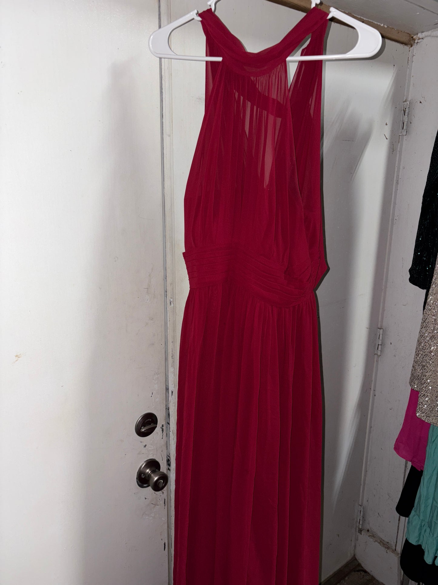 Women’s Size 8 Maroon Formal Gown