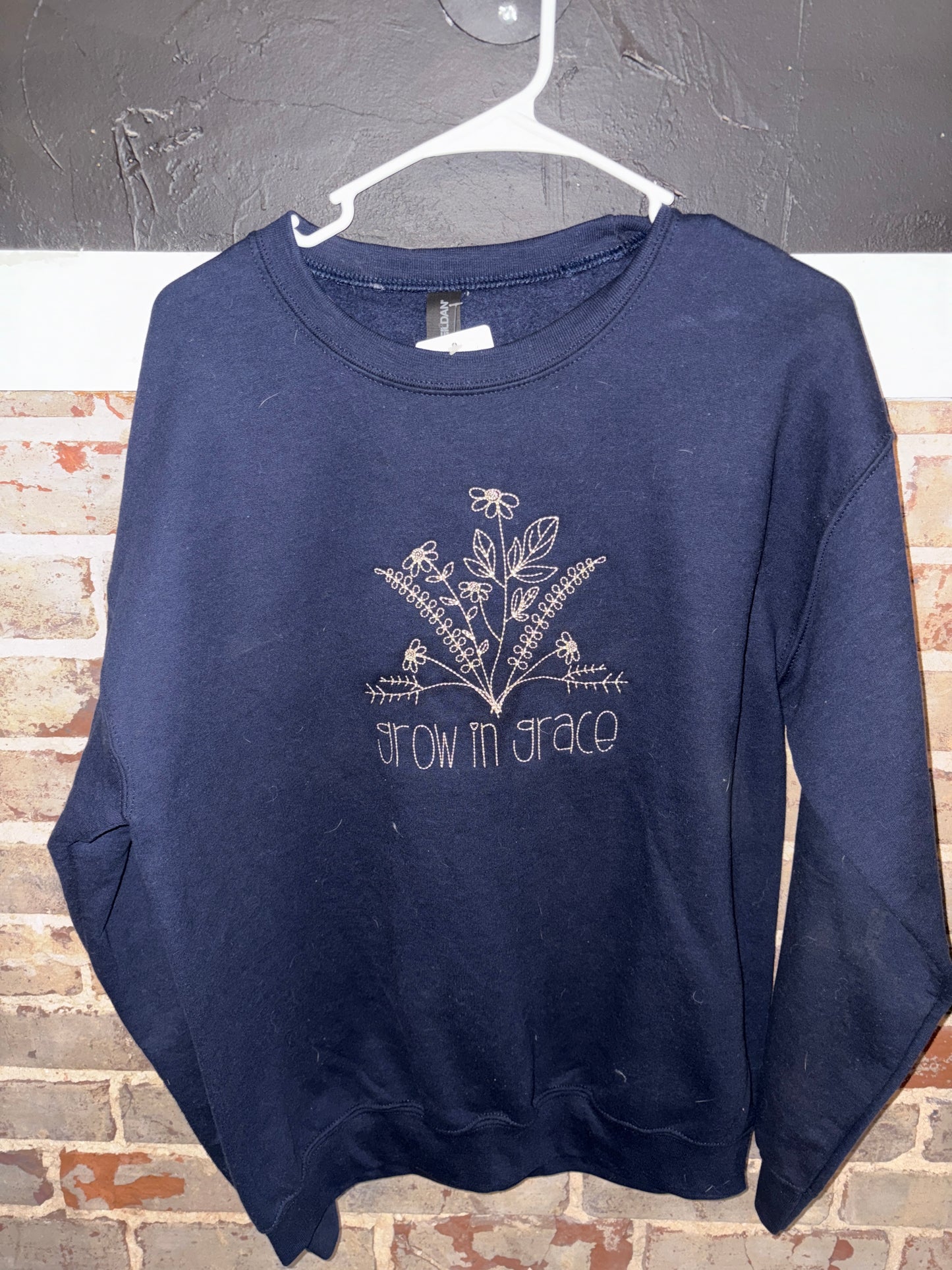 Women’s Medium Grow In Grace Sweatshort