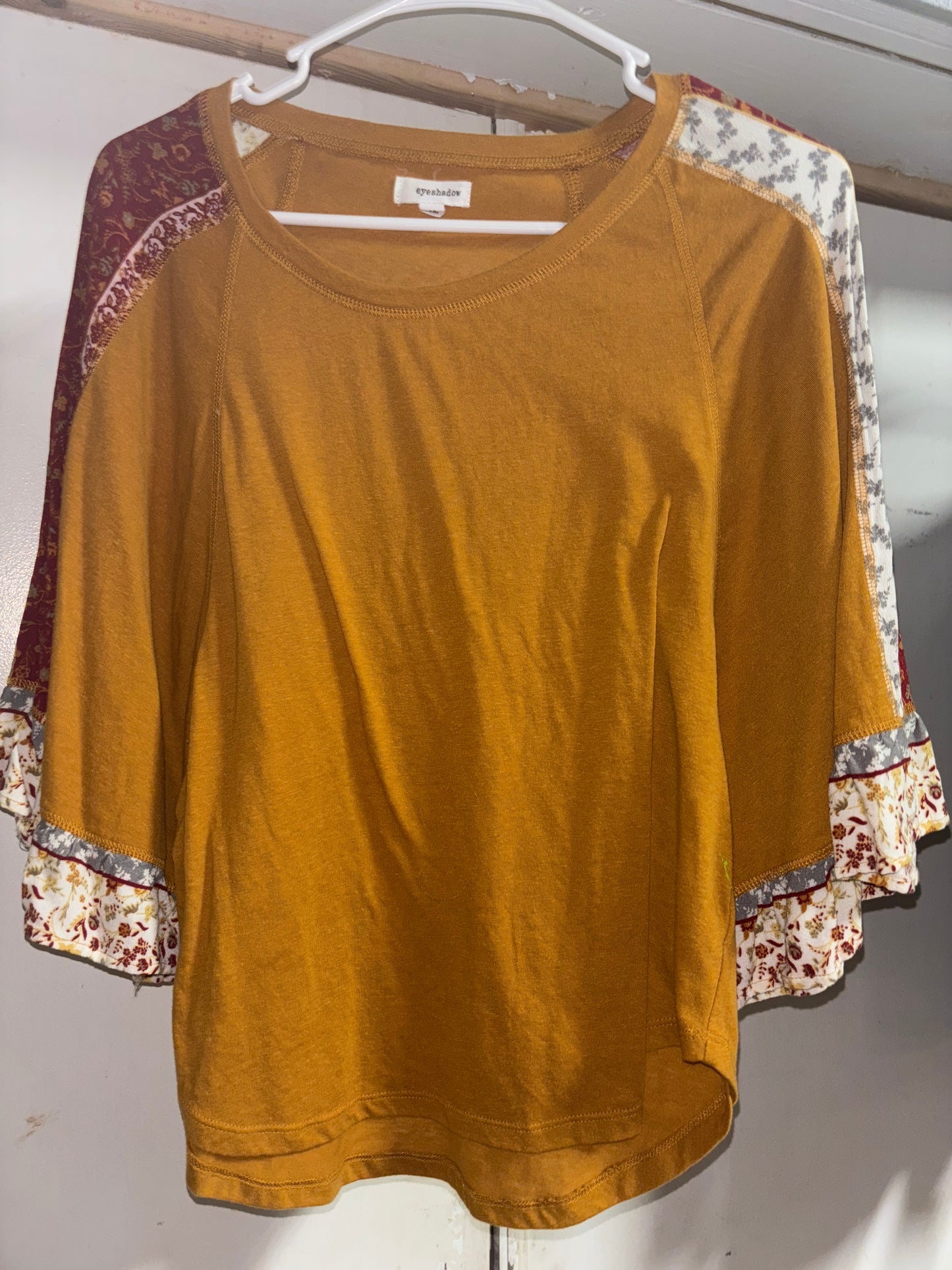 Women’s Medium blouse