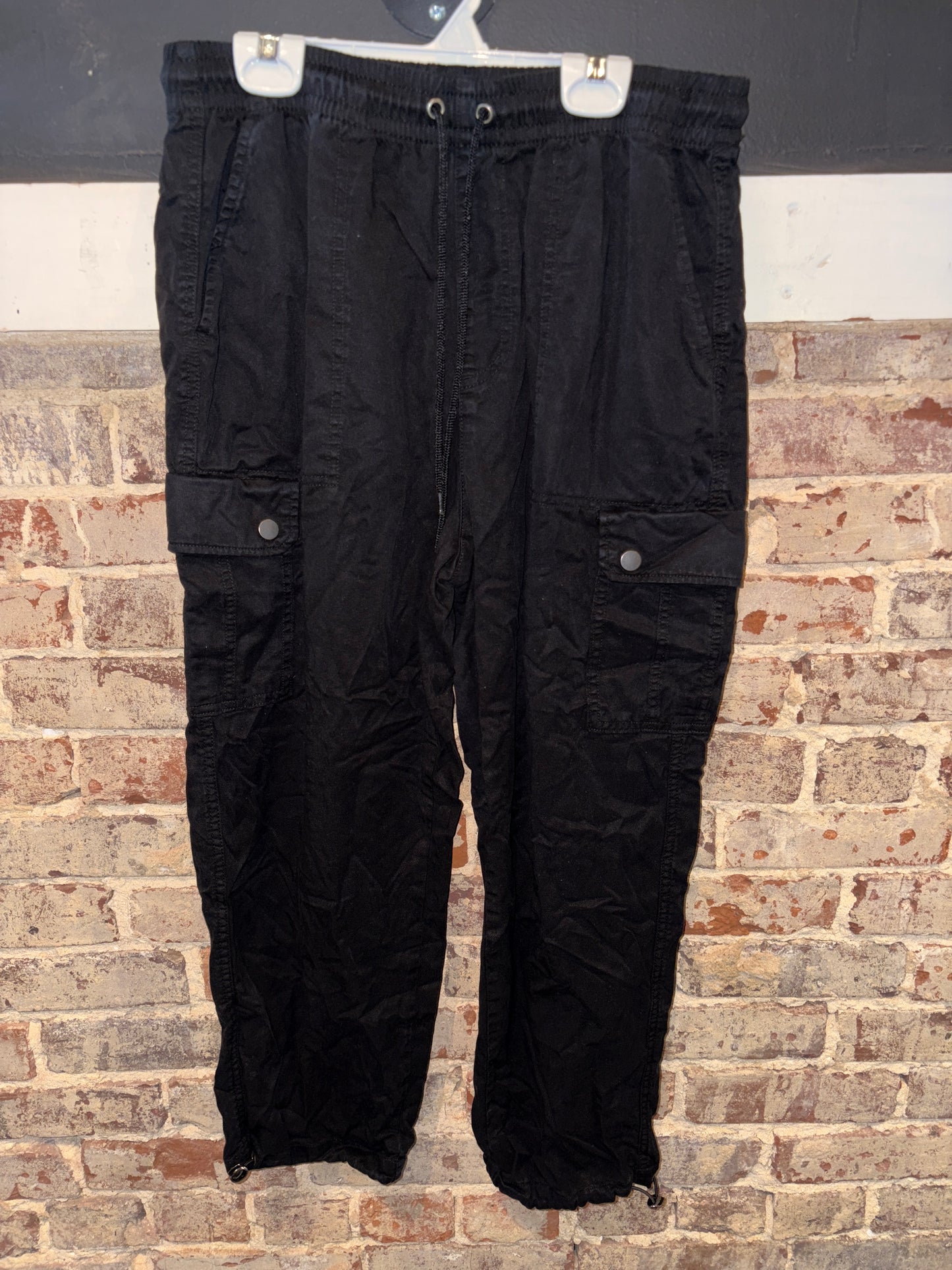 Women’s Black Slacks Medium