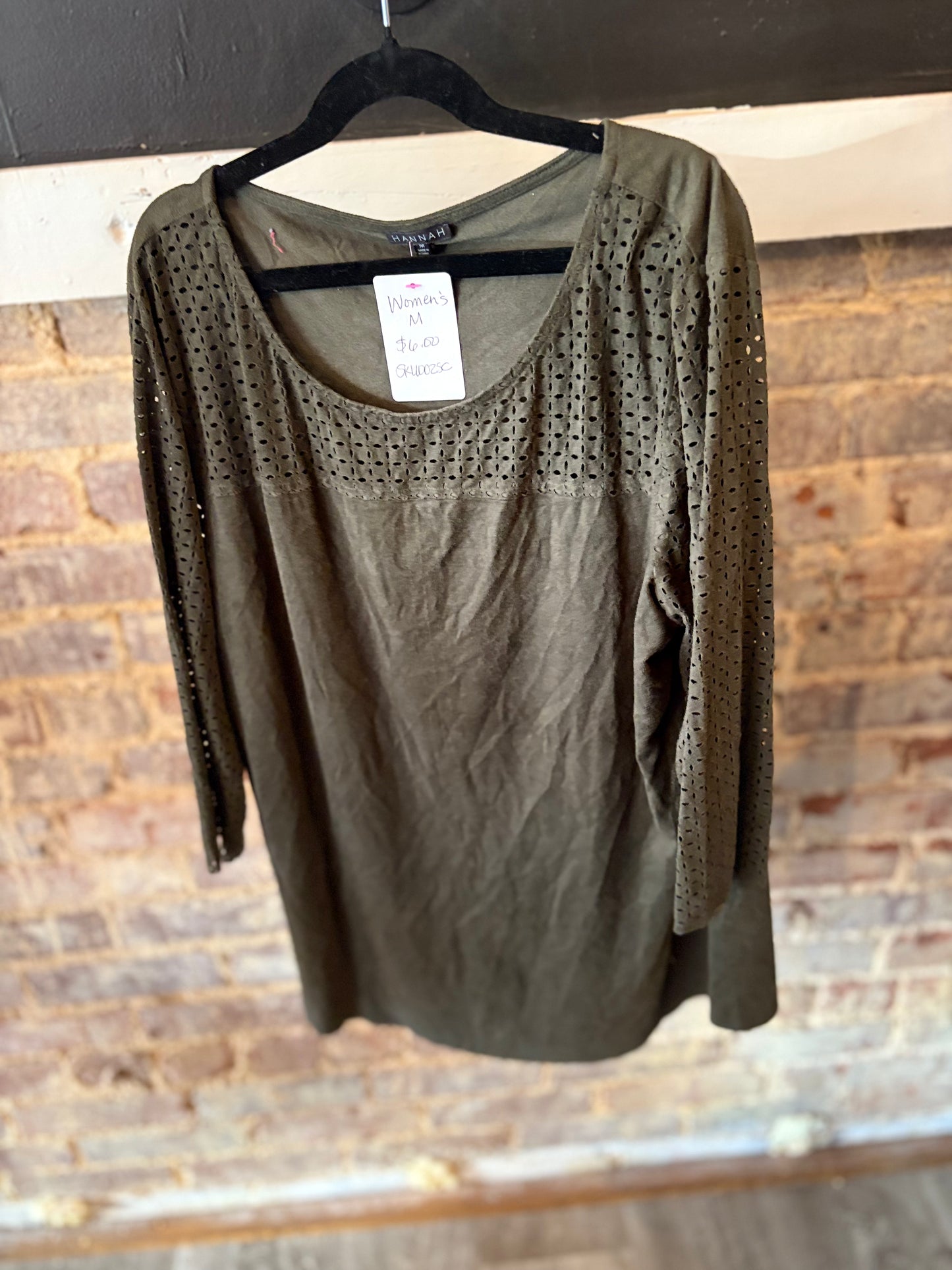 Women’s Medium Top