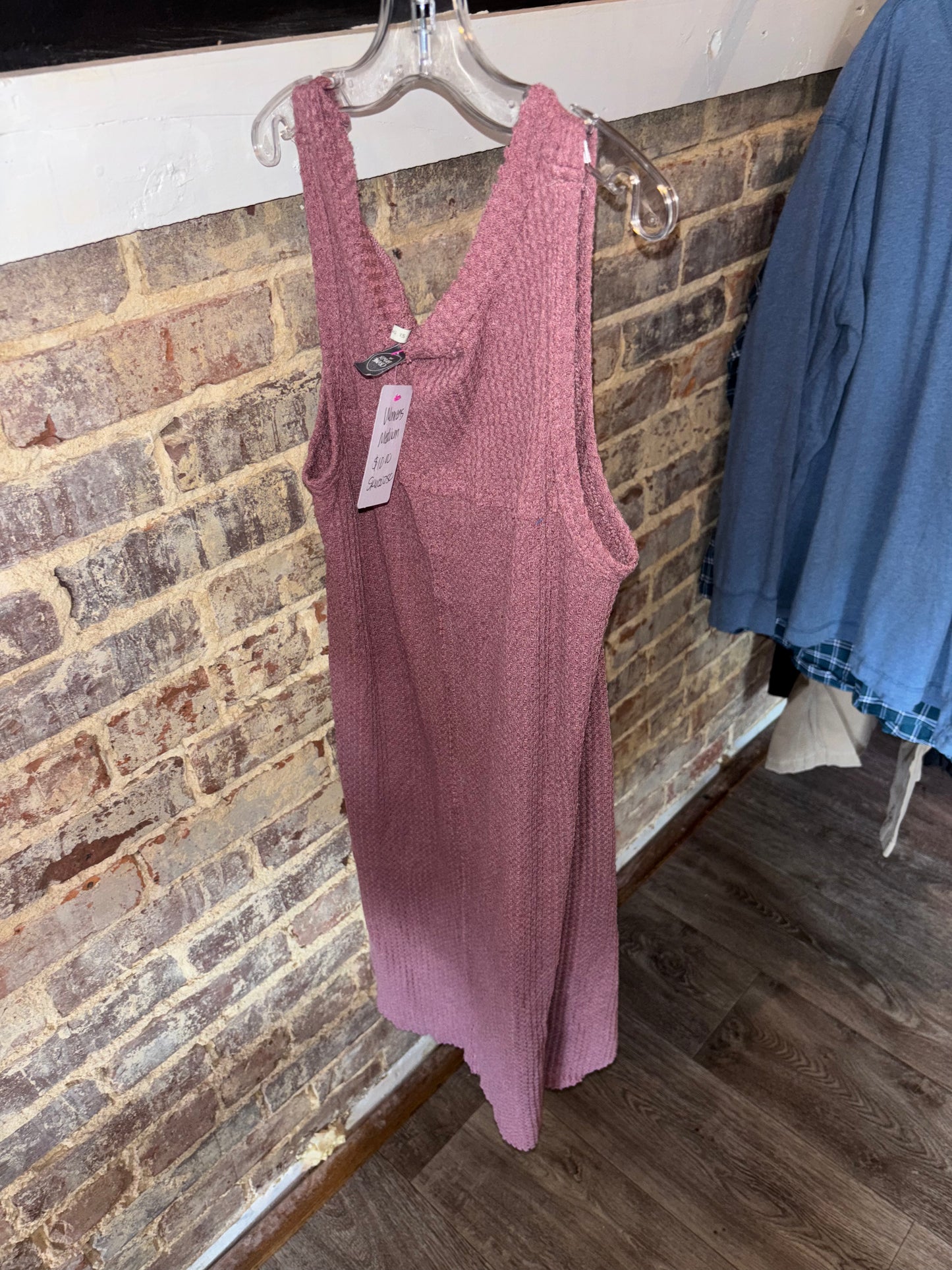 Women’s Medium Dress
