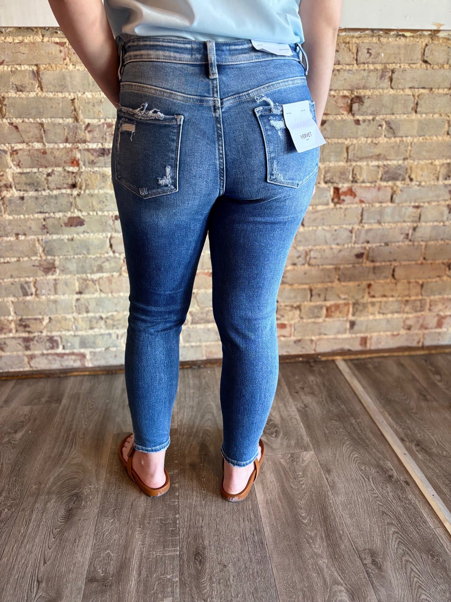 Vervet Rise Crop Contrast Panel Skinny Jeans