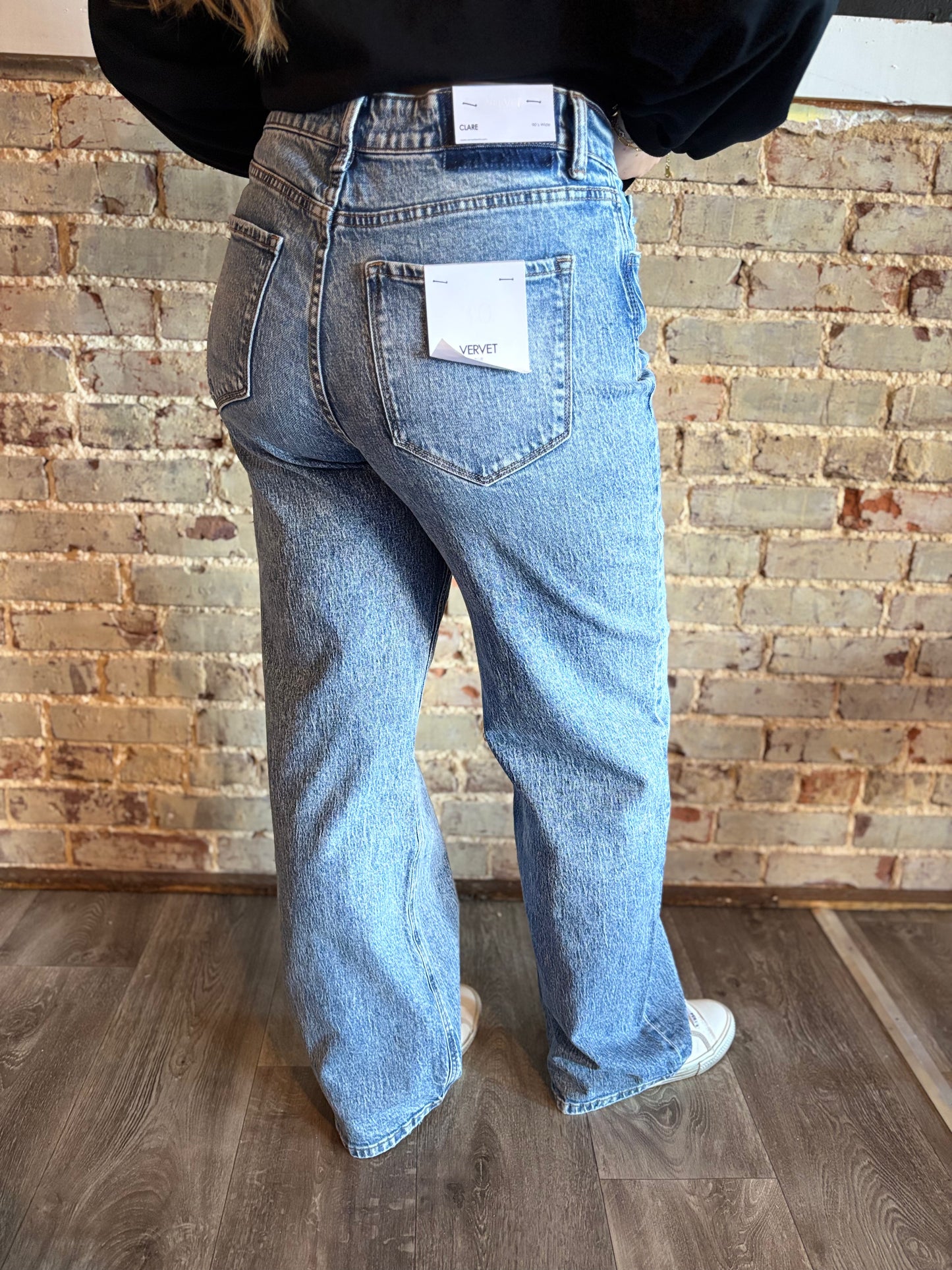 Vervet 90's High Rise Wide Jeans