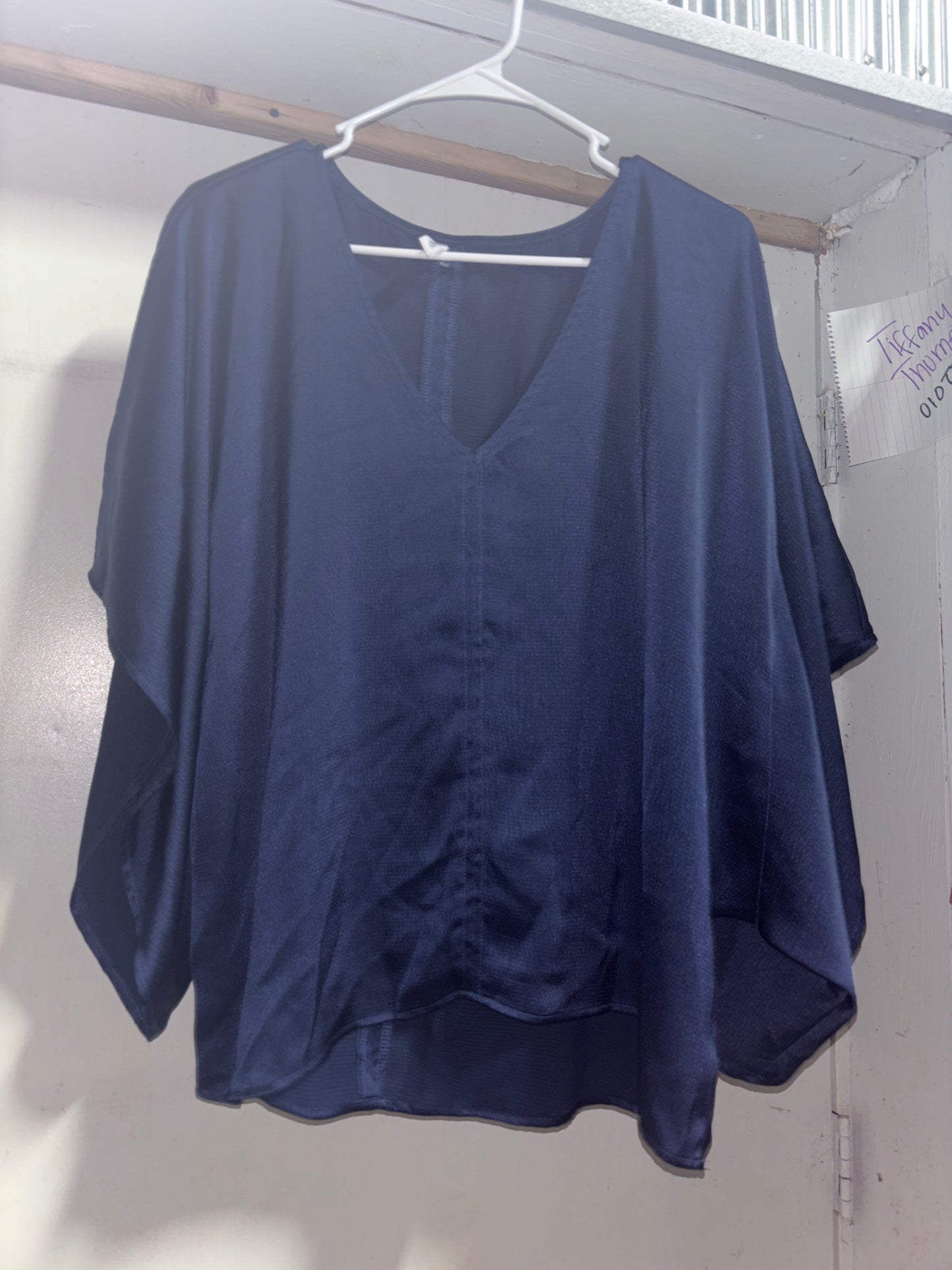 Women’s medium blouse