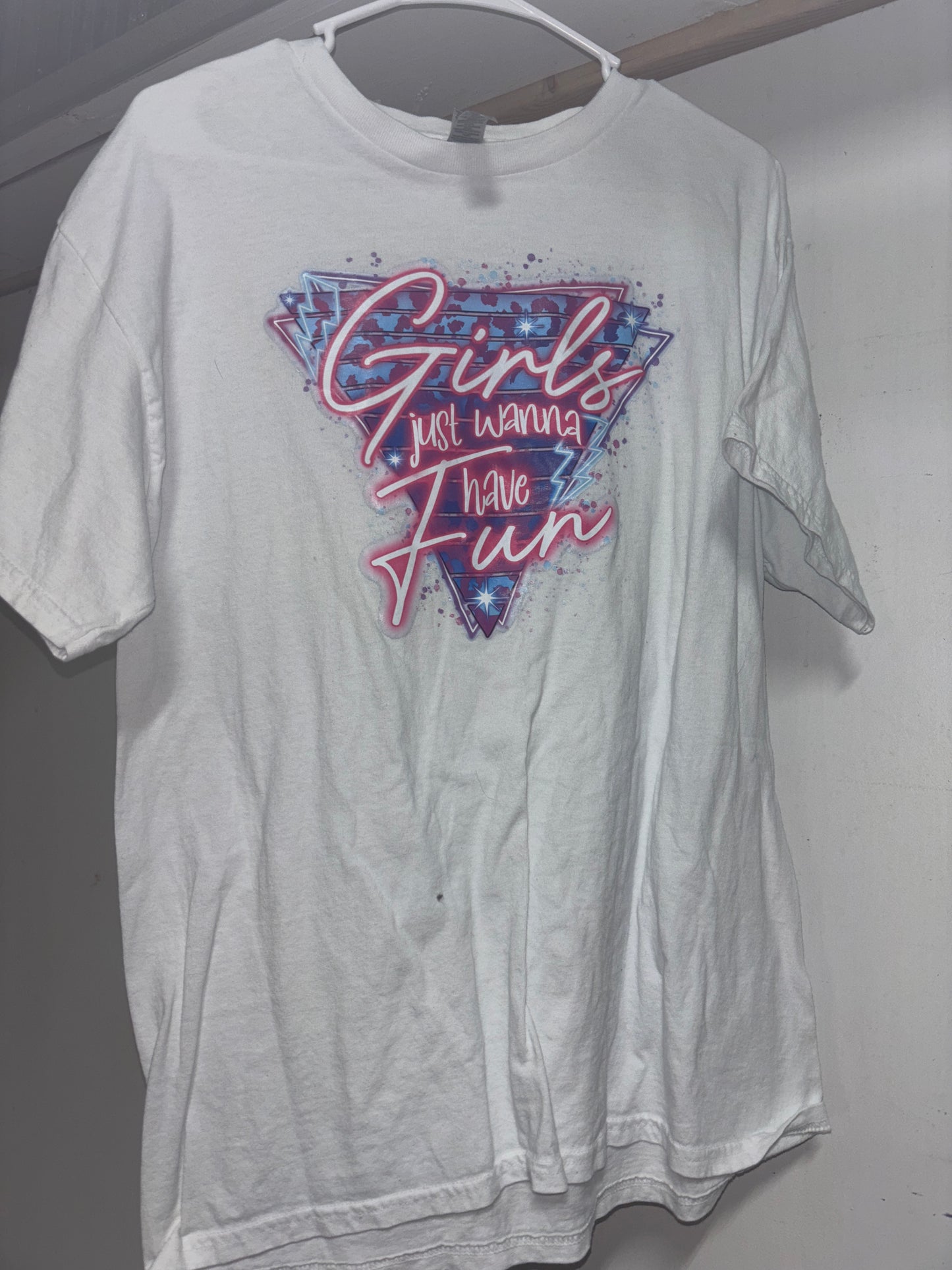 Women’s large t shirt