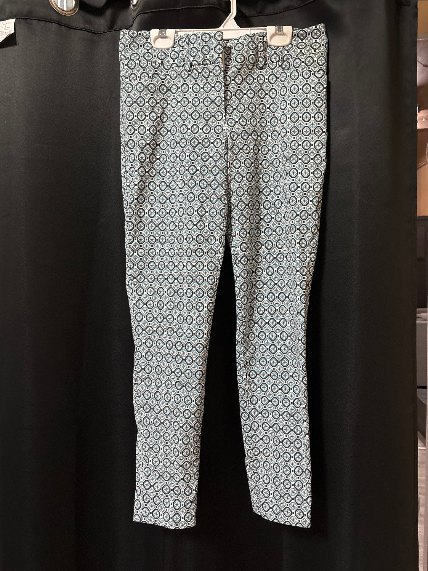 Women’s pants size 4