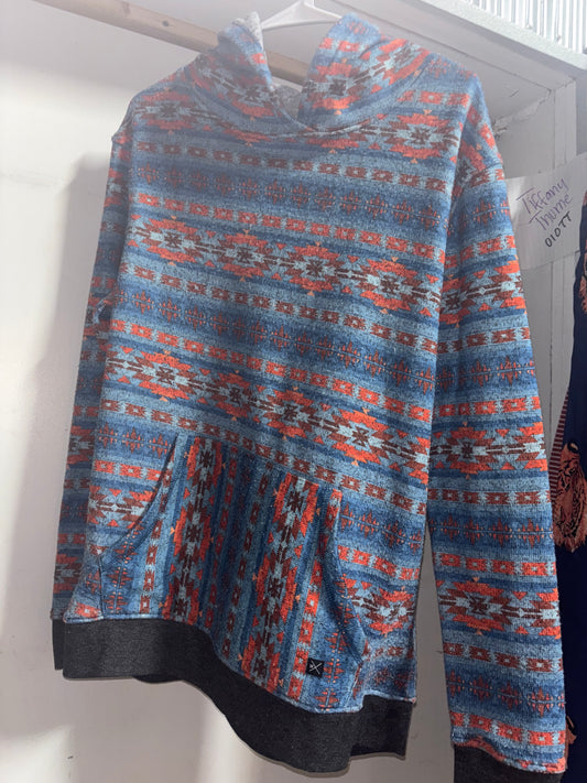 Men’s medium pullover