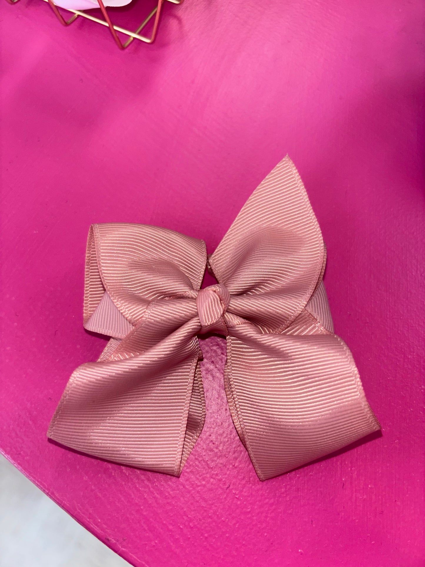 Off Pink 3in Alligator Clip Bow