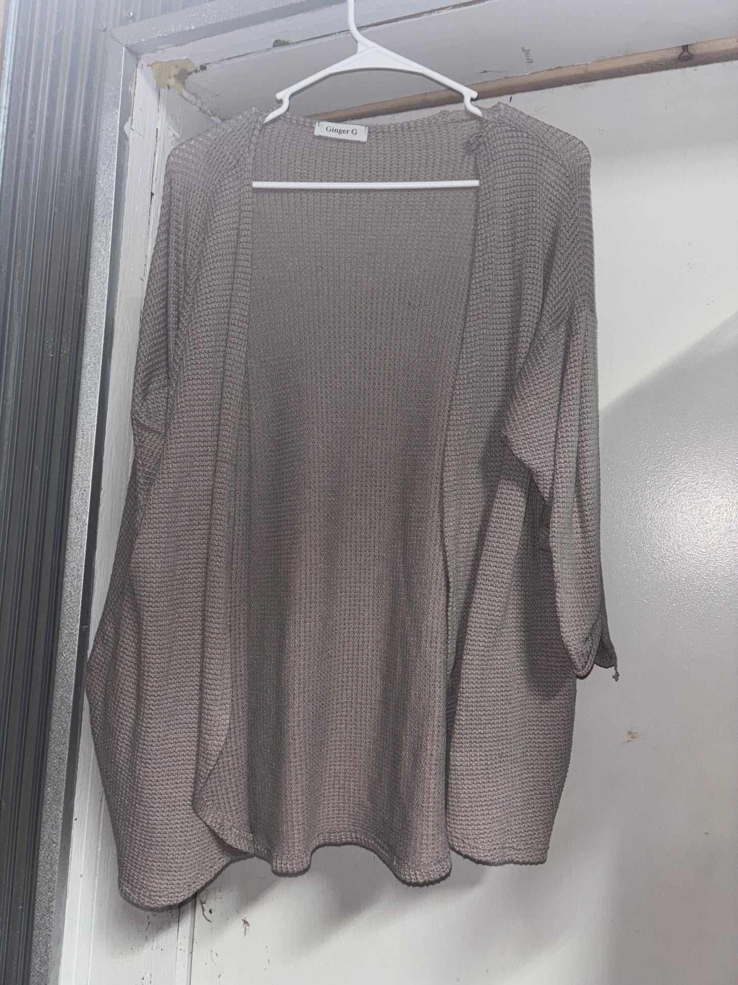 Women’s medium cardigan