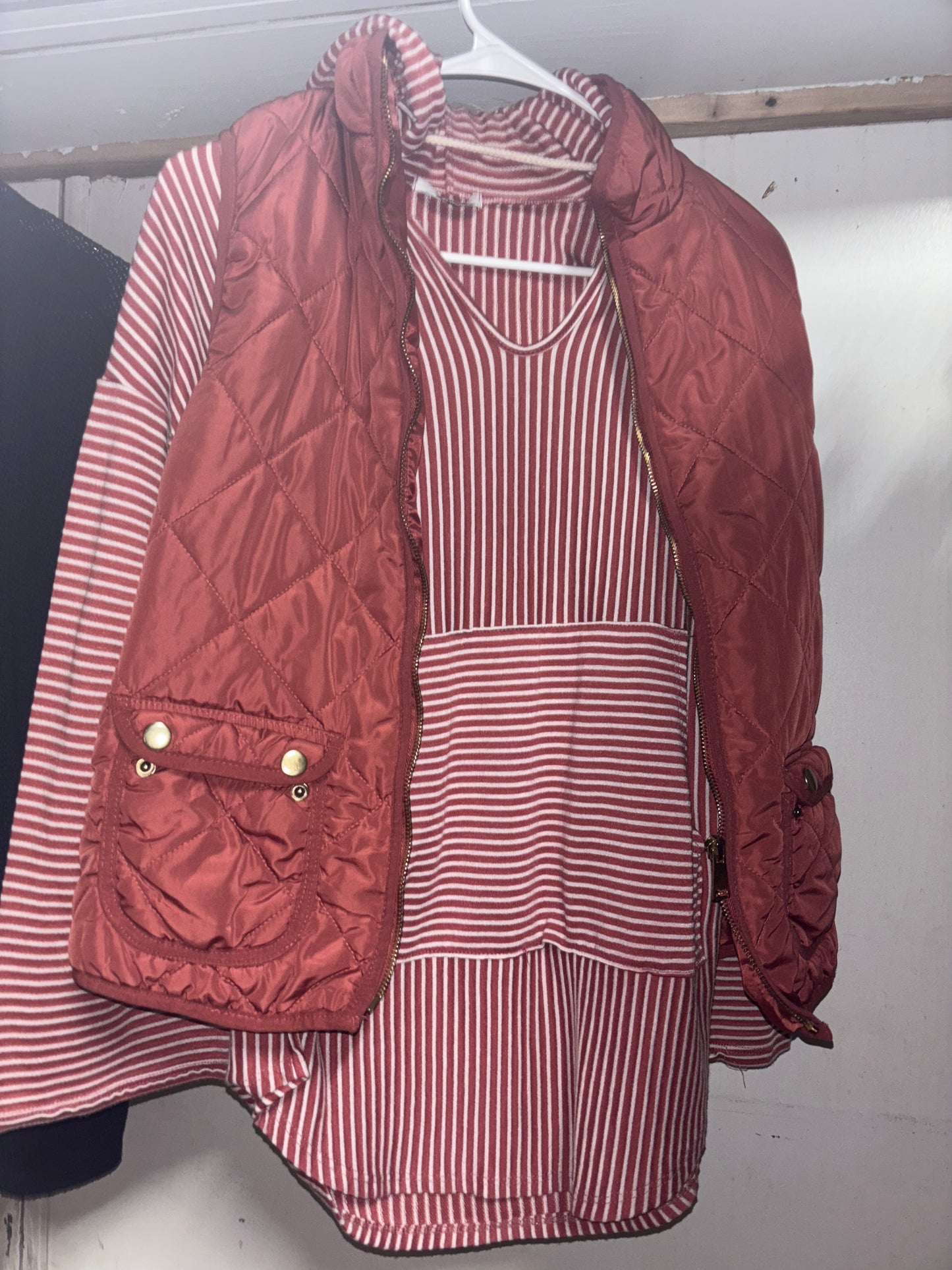 Women’s medium blouse with coat