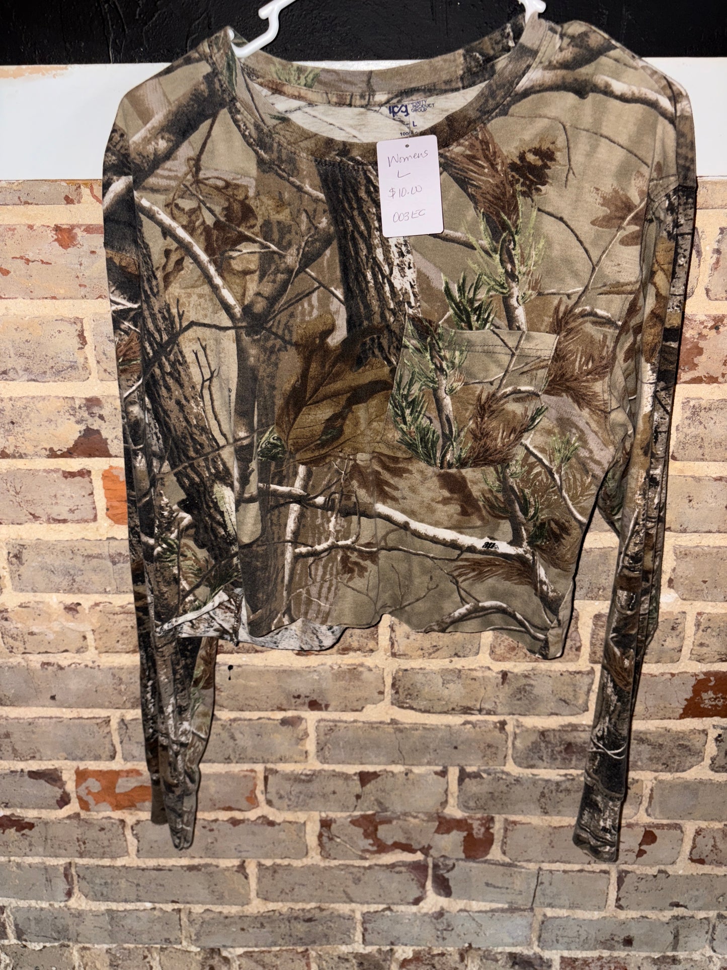 Women’s Camo Tank Long Sleeve Large
