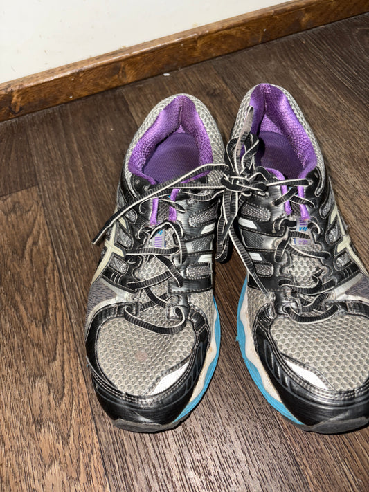 Women’s Size 8 Shoes