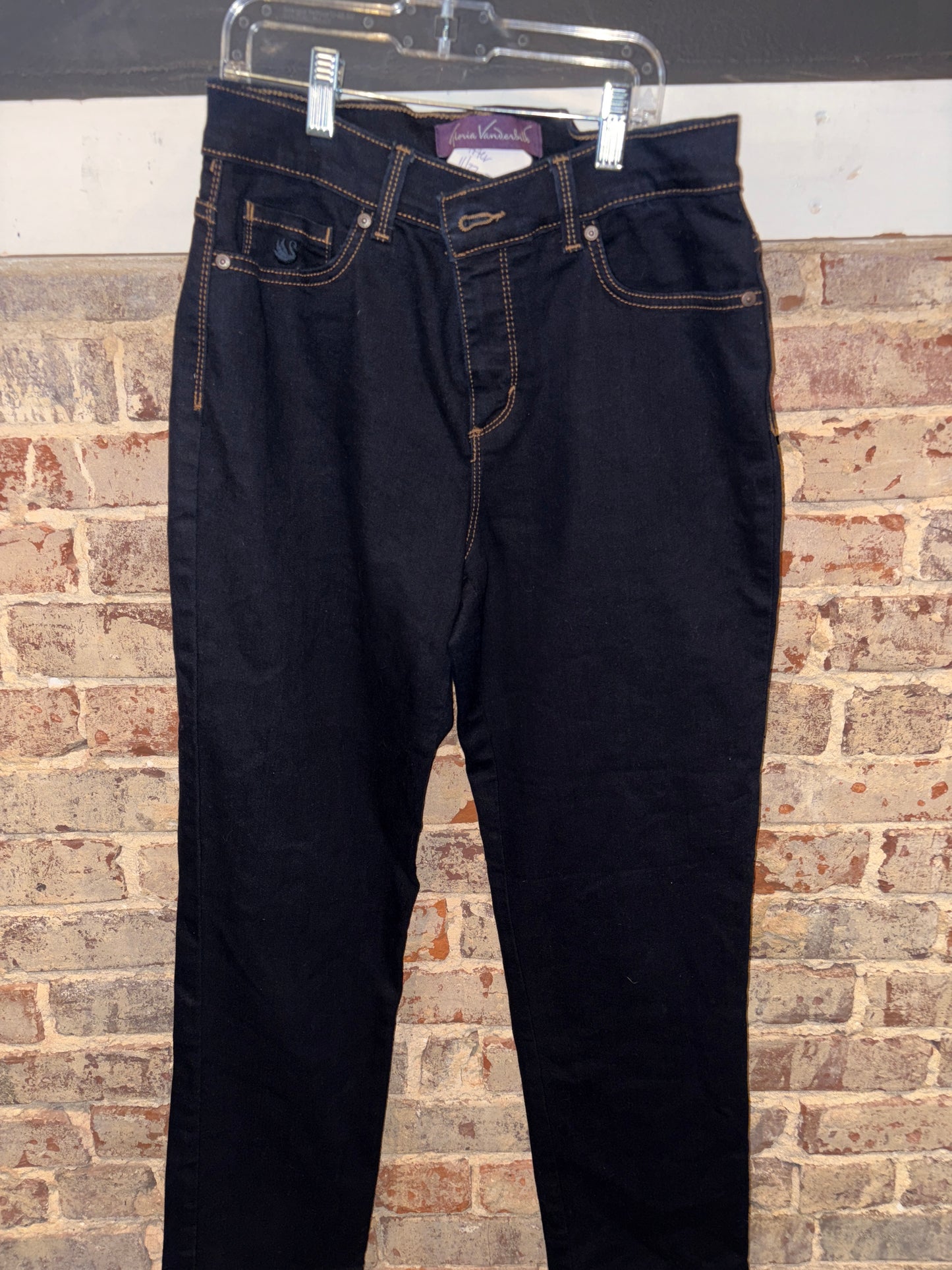 Women’s Gloria Vanderbilt Jeans Size 8