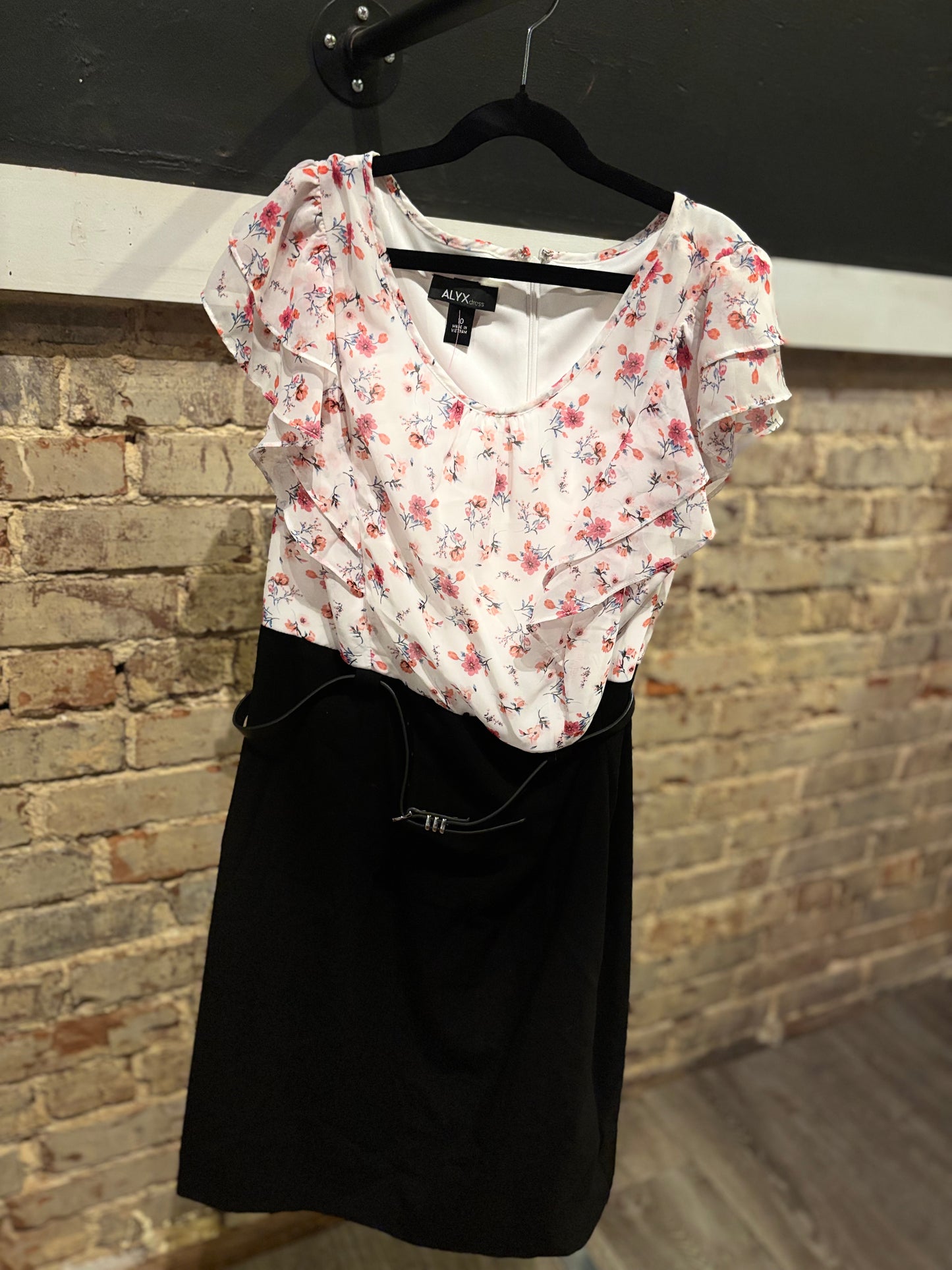 Women’s Alix Dress