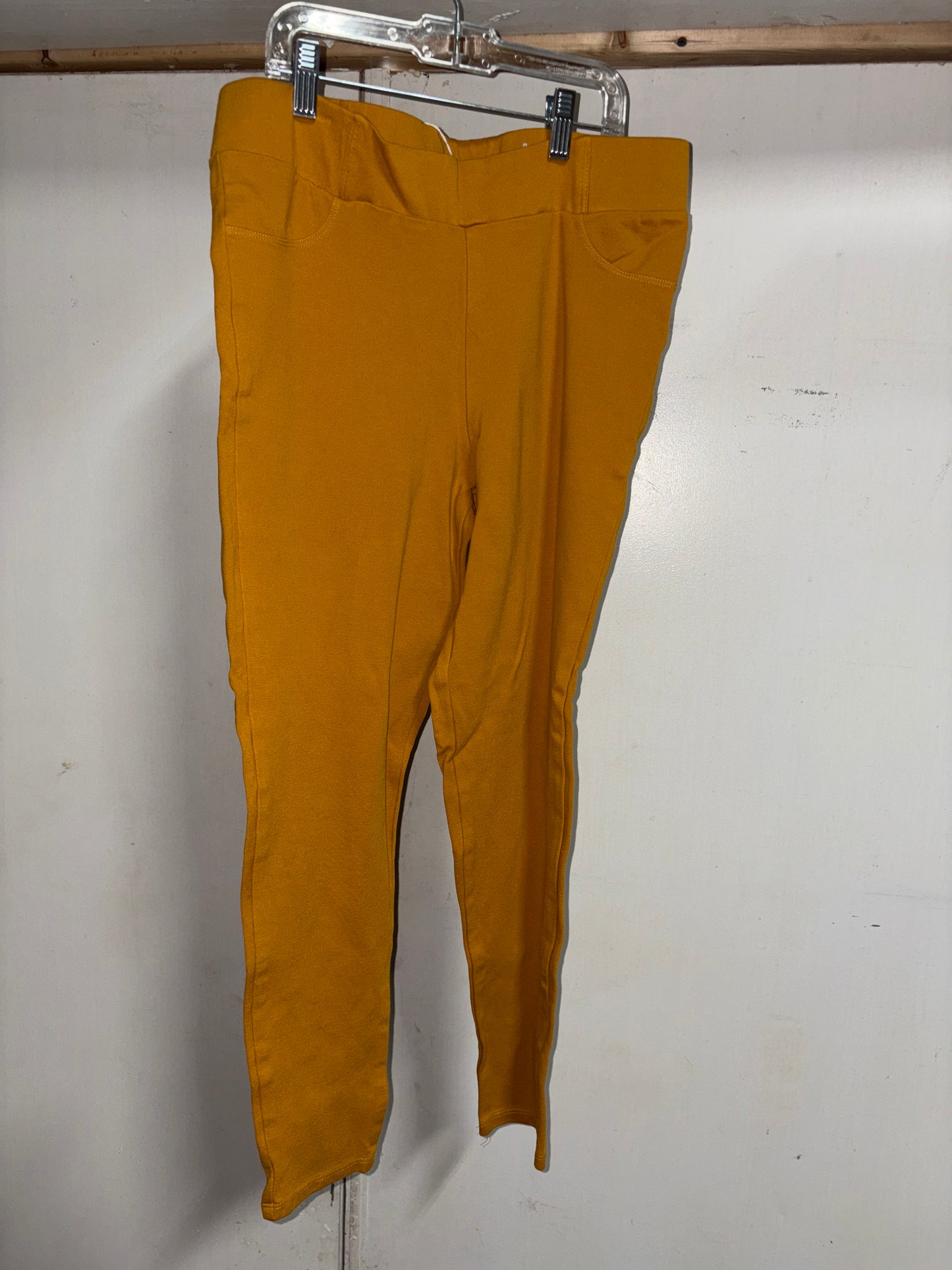 Women’s XL Yellow Leggins