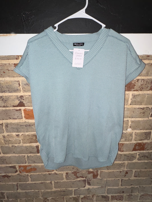 Women’s Small Sweater