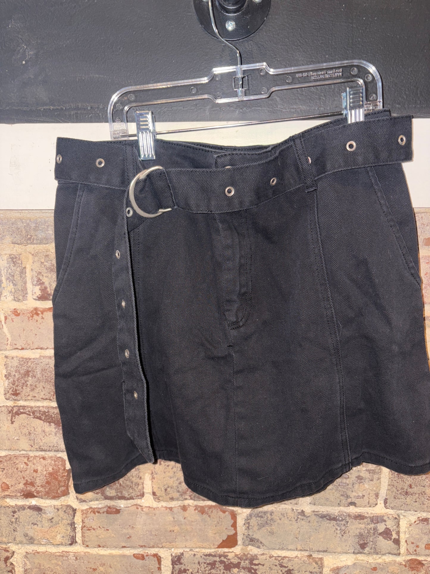 Women’s Mini-Skirt Large