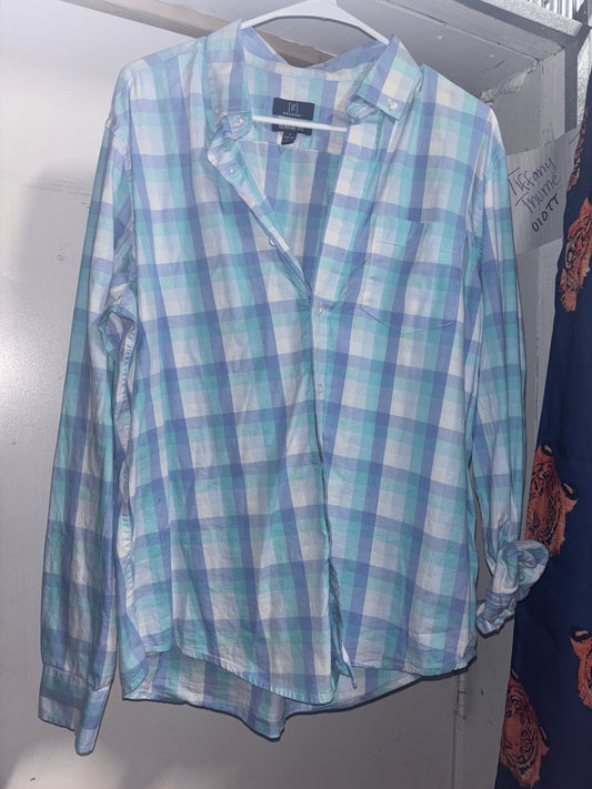 Men’s medium button up