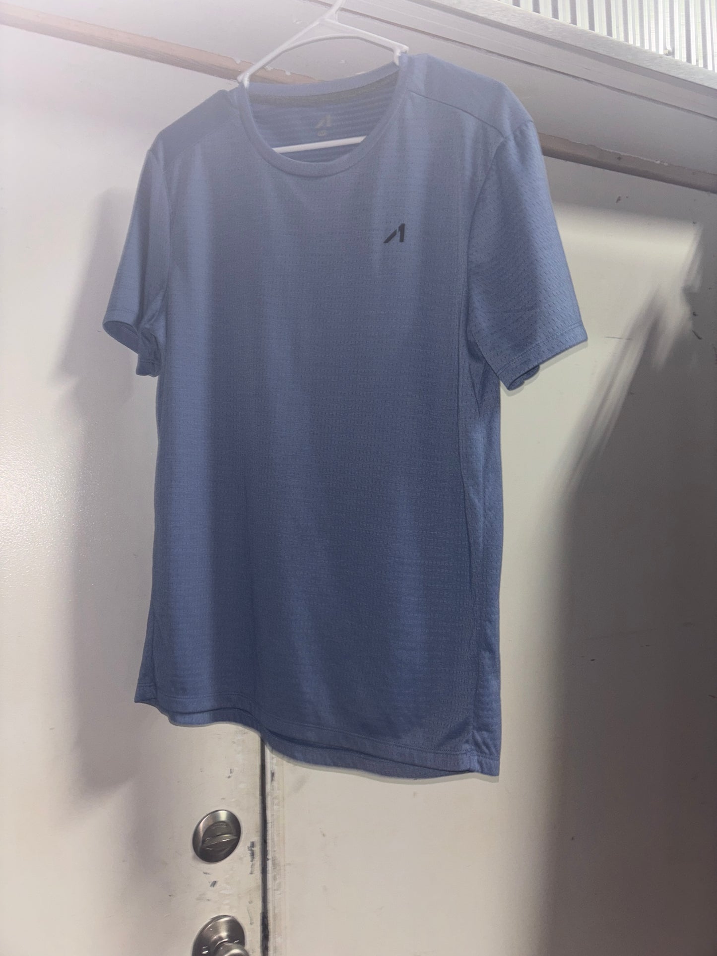 Men’s medium t shirt