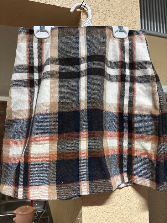 Women’s medium Plaid Skirt