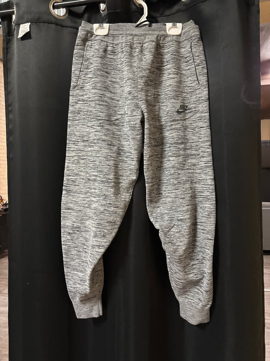 Women’s sweatpants size small