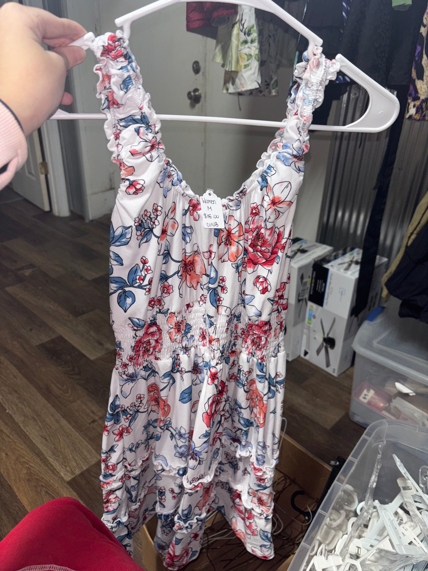 Women’s Medium dress