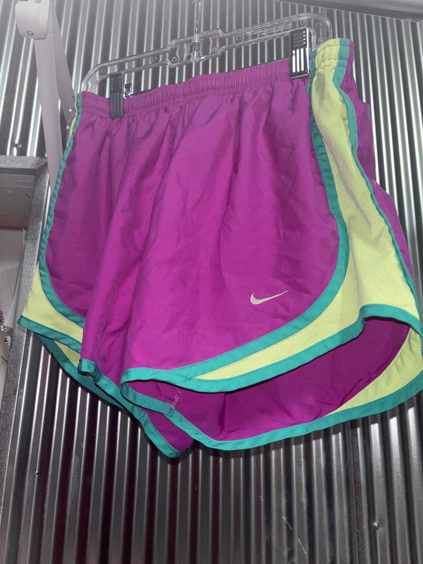 Women’s small Nike shorts