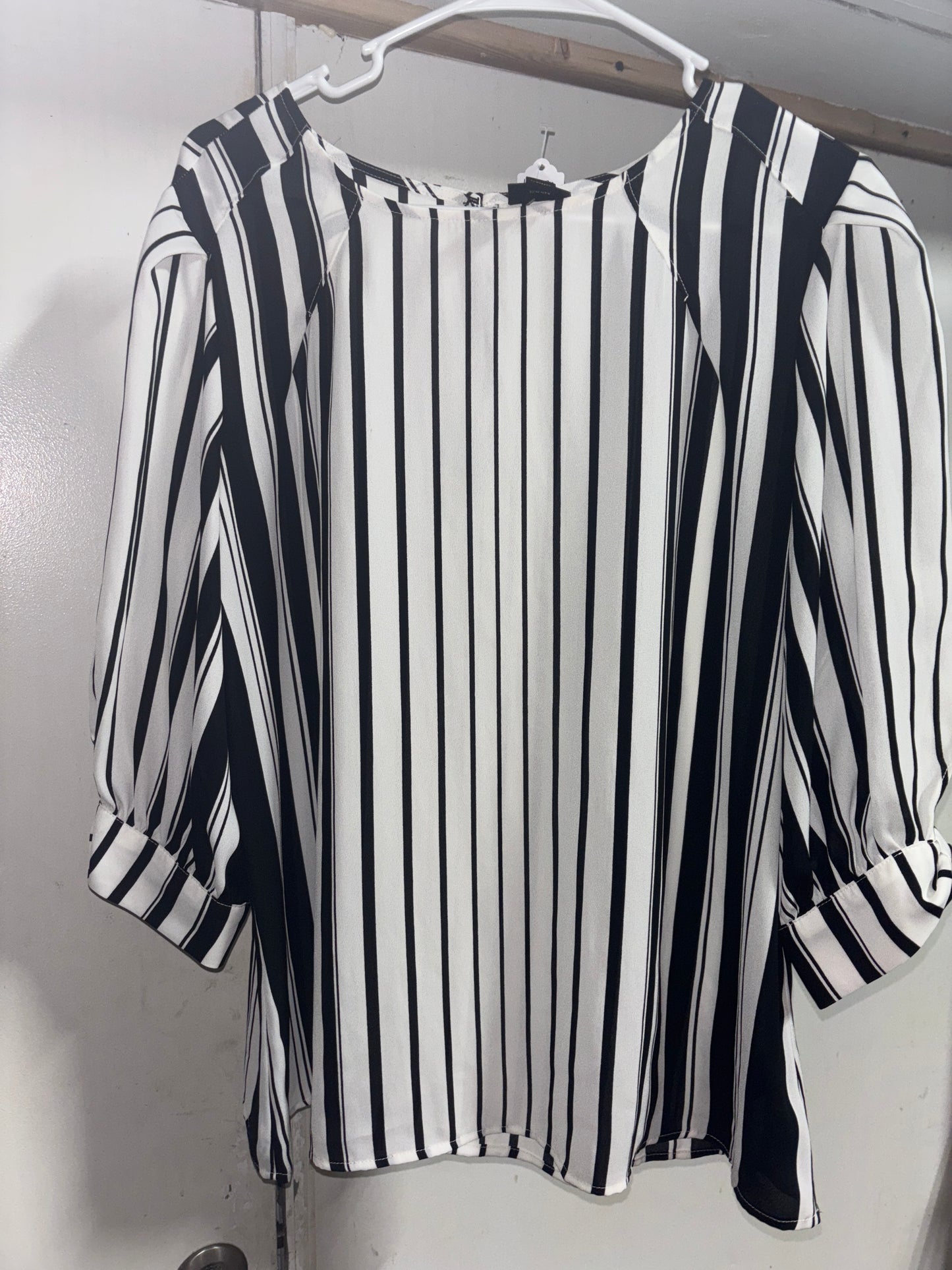 Women’s Large Blouse