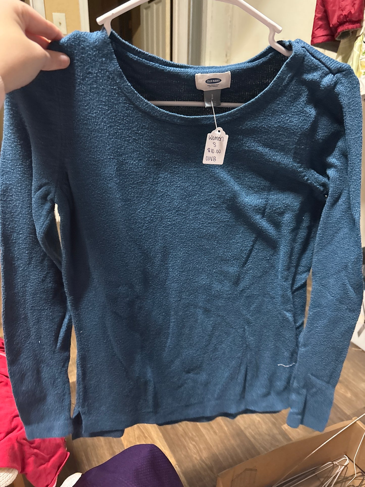 Women’s small sweater