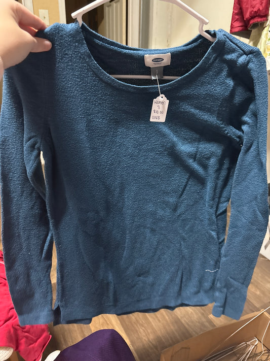Women’s small sweater