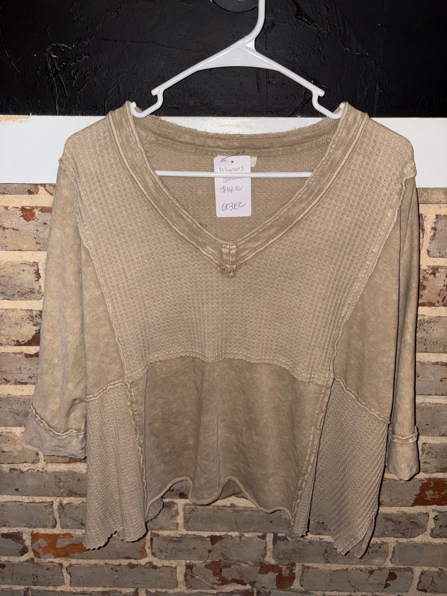 Women’s Small Blouse