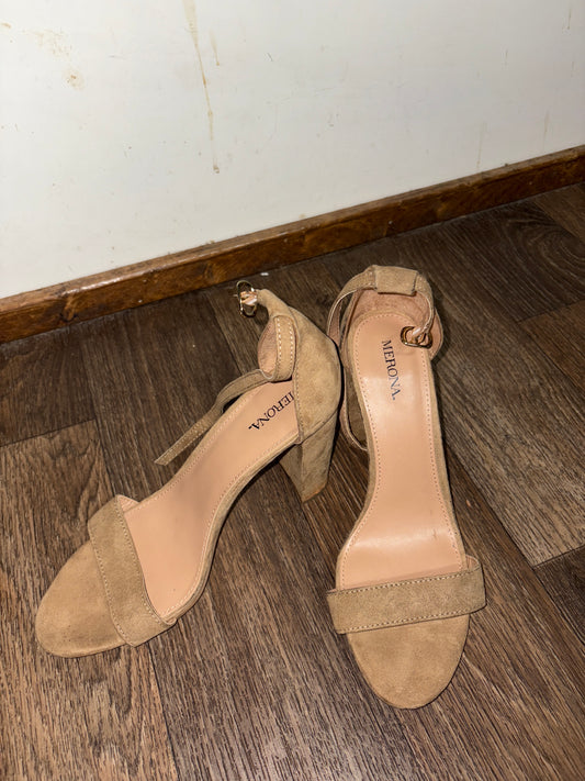 Women’s Size 8 Shoes