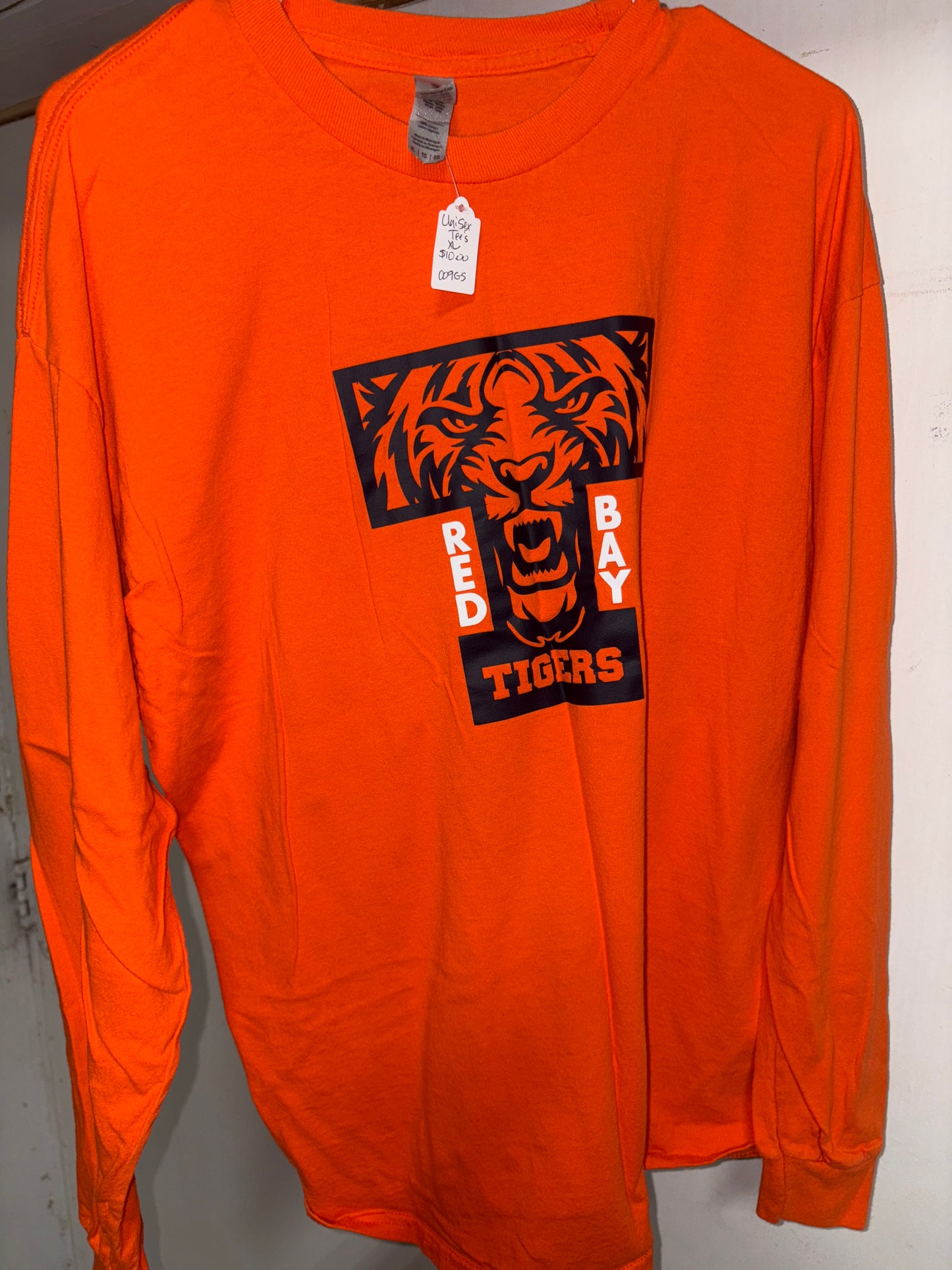 Unisex 2XL Long Sleeved Tees