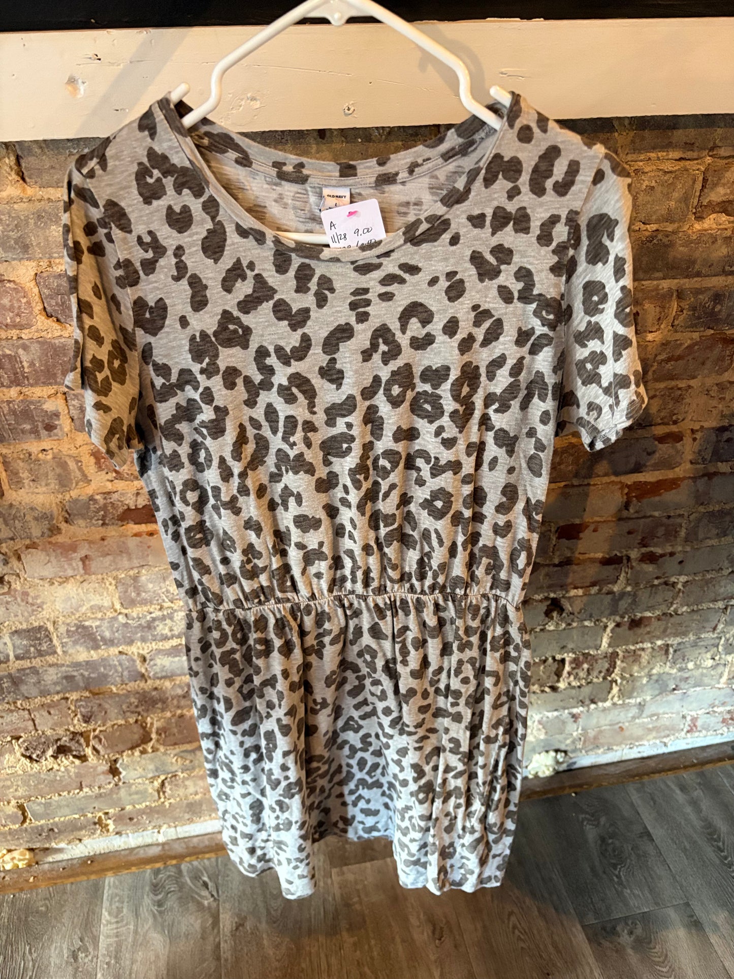 Women’s Large Dress