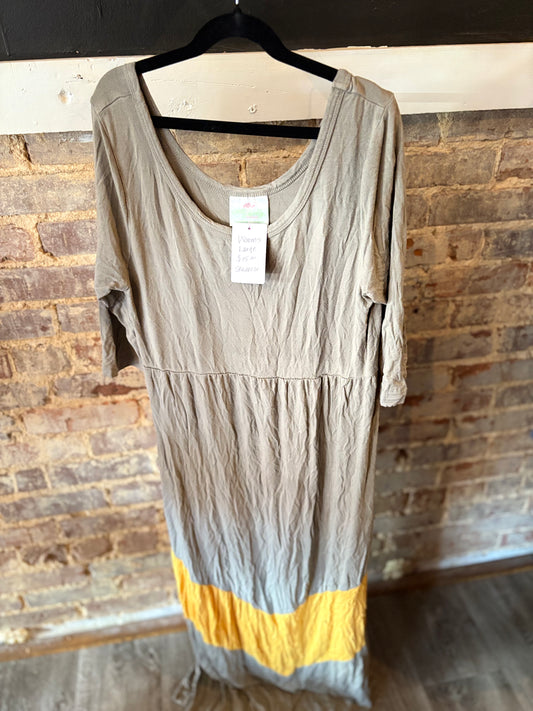 Women’s Large Dress