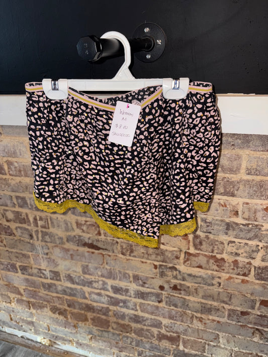 Women’s Medium Shorts