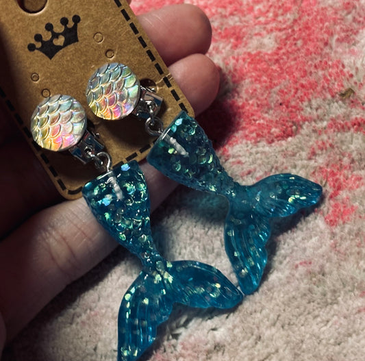 Blue Mermaid Tail Clip-on