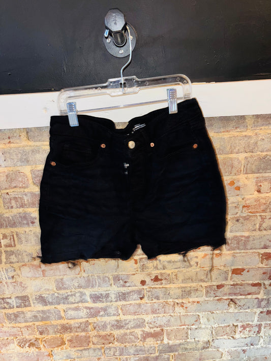 Women’s Size 6 Black Shorts