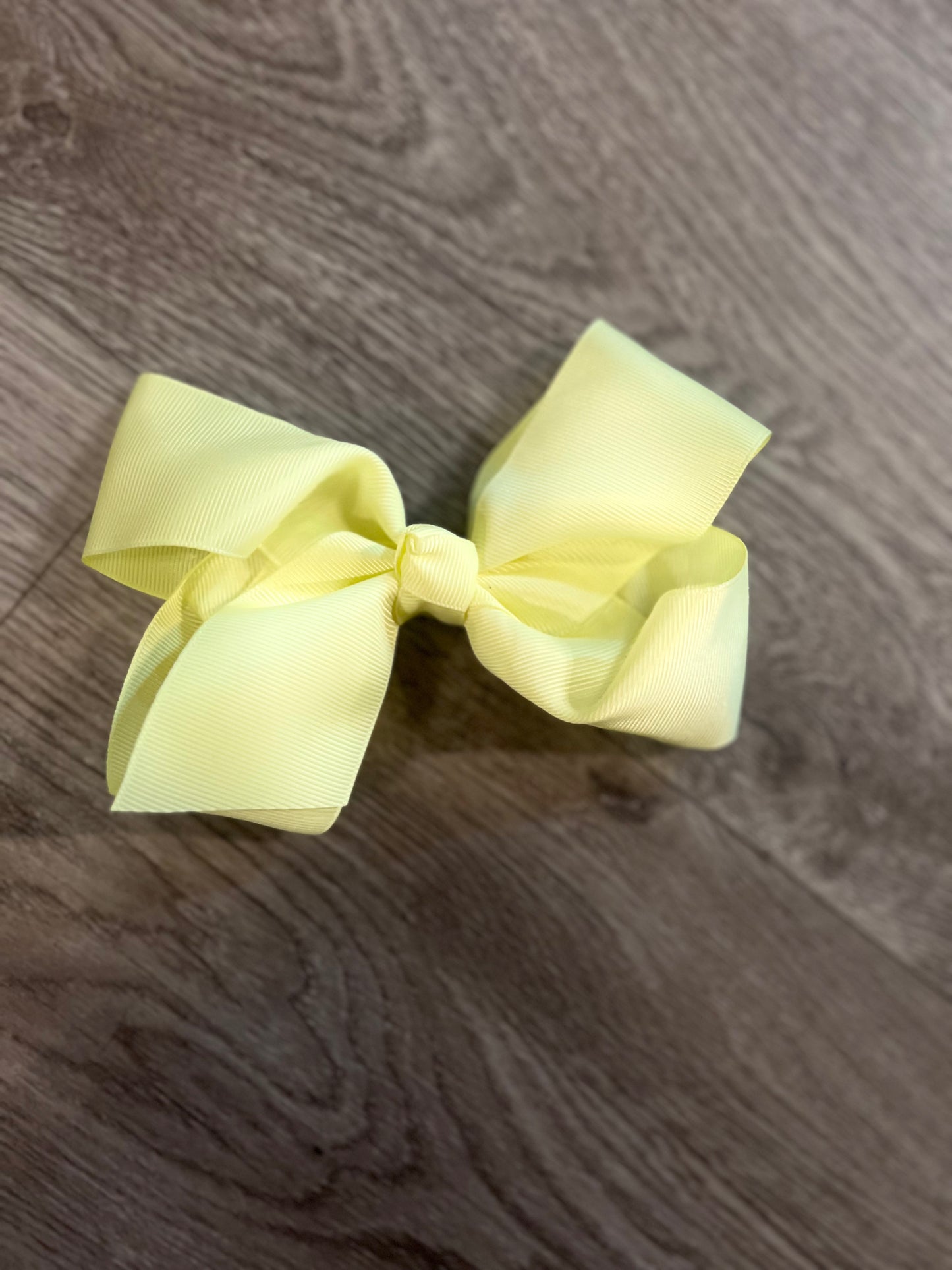 Sunshine Yellow Medium Bow
