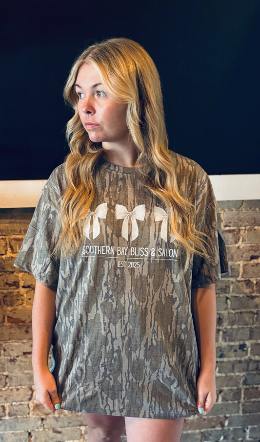 Women’s SBB Bow Bottomland Camo Tee