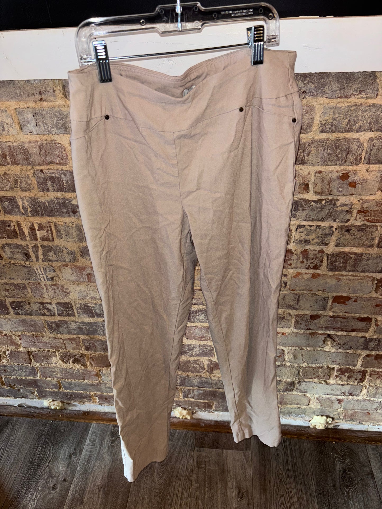 Women’s Size 6 Skinny Dress Pants