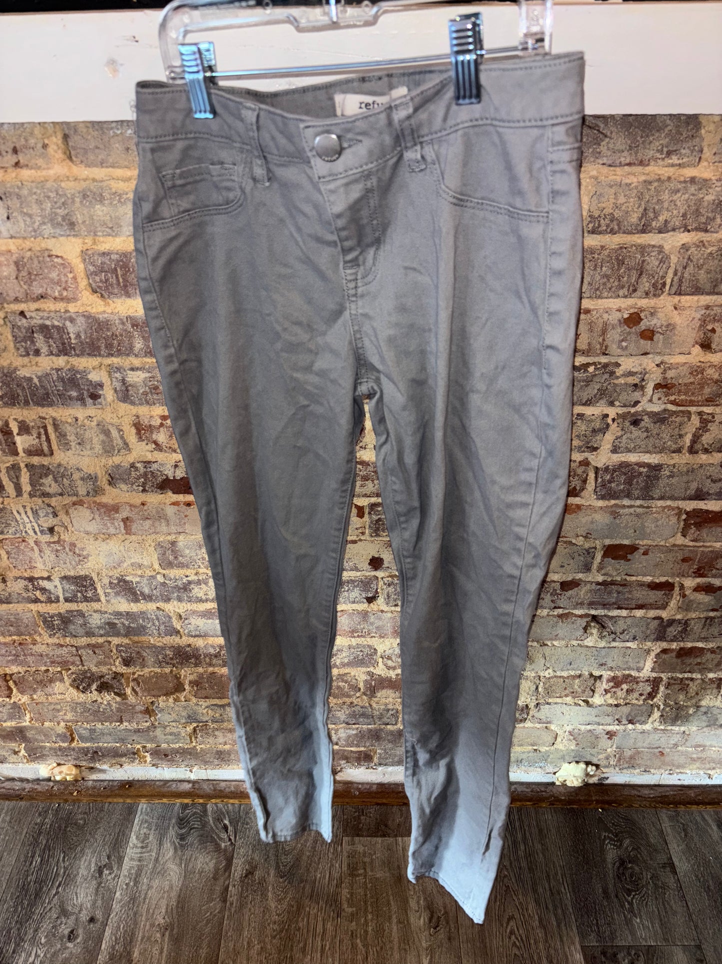 Women’s Size 6 Skinny Jeans